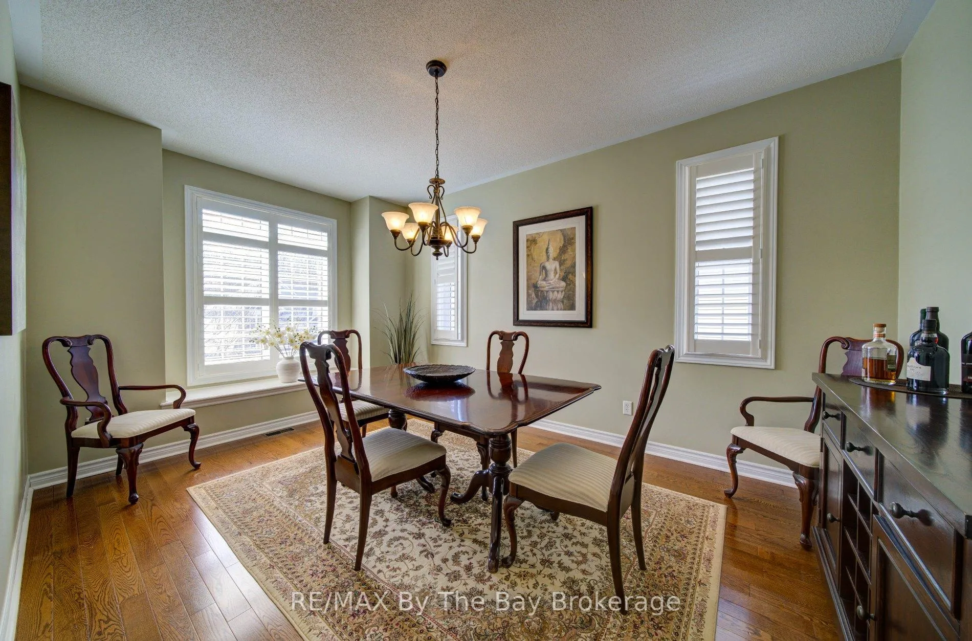 Photo 9 of 69 White Sands Way, Wasaga Beach — HOMEH