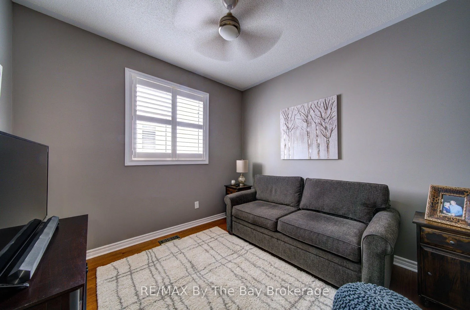 Photo 13 of 69 White Sands Way, Wasaga Beach — HOMEH