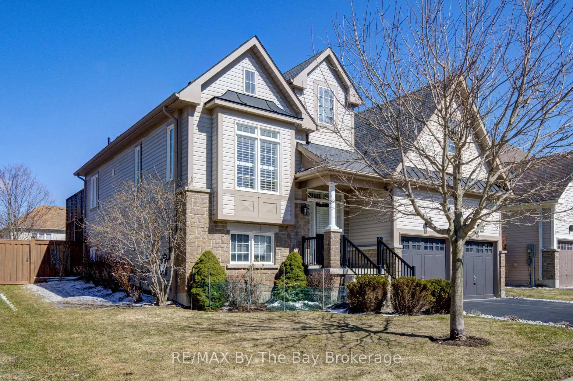 Photo 24 of 69 White Sands Way, Wasaga Beach — HOMEH