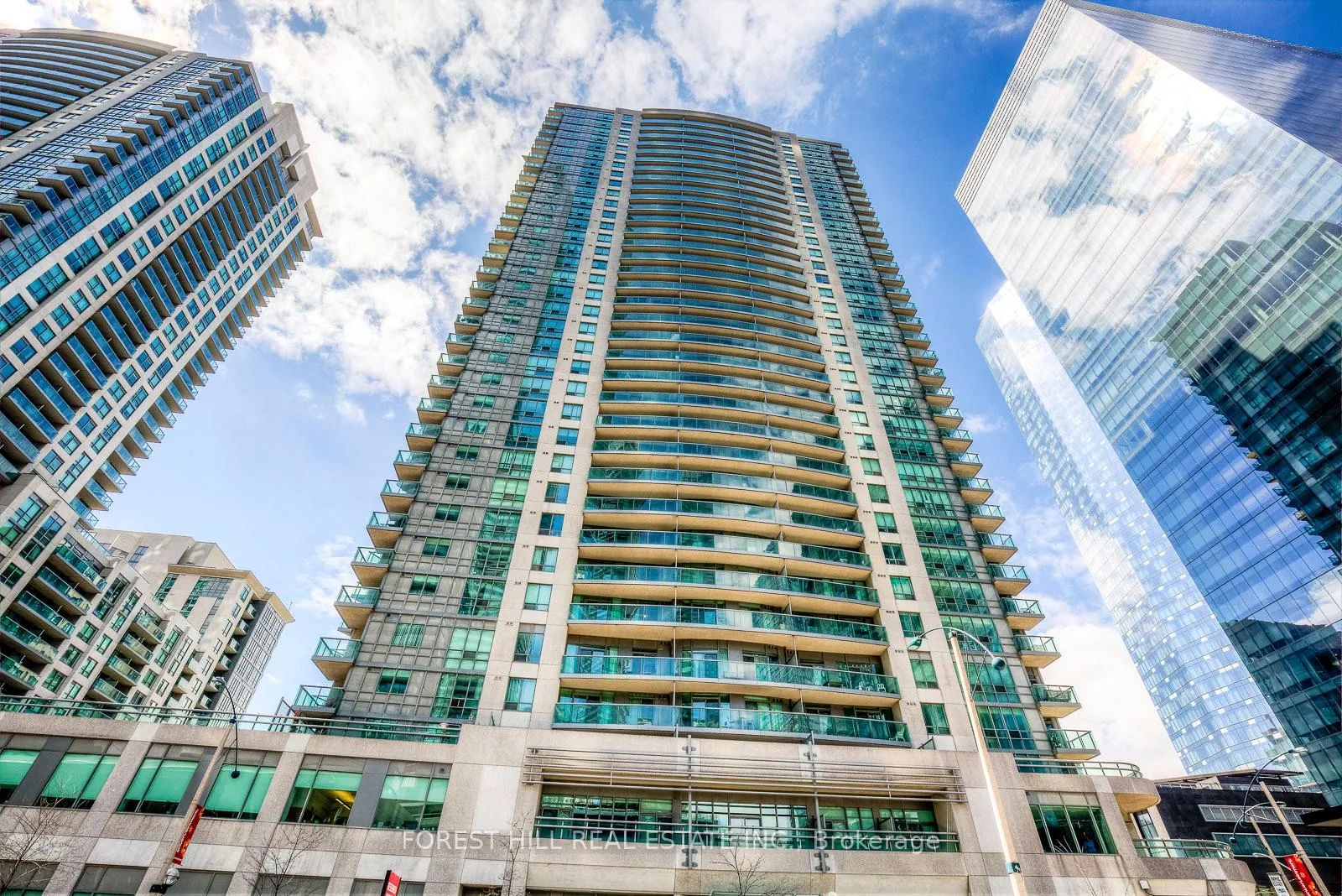 Photo 1 of Unit 515, 30 Grand Trunk Crescent, Toronto, Waterfront Communities — HOMEH