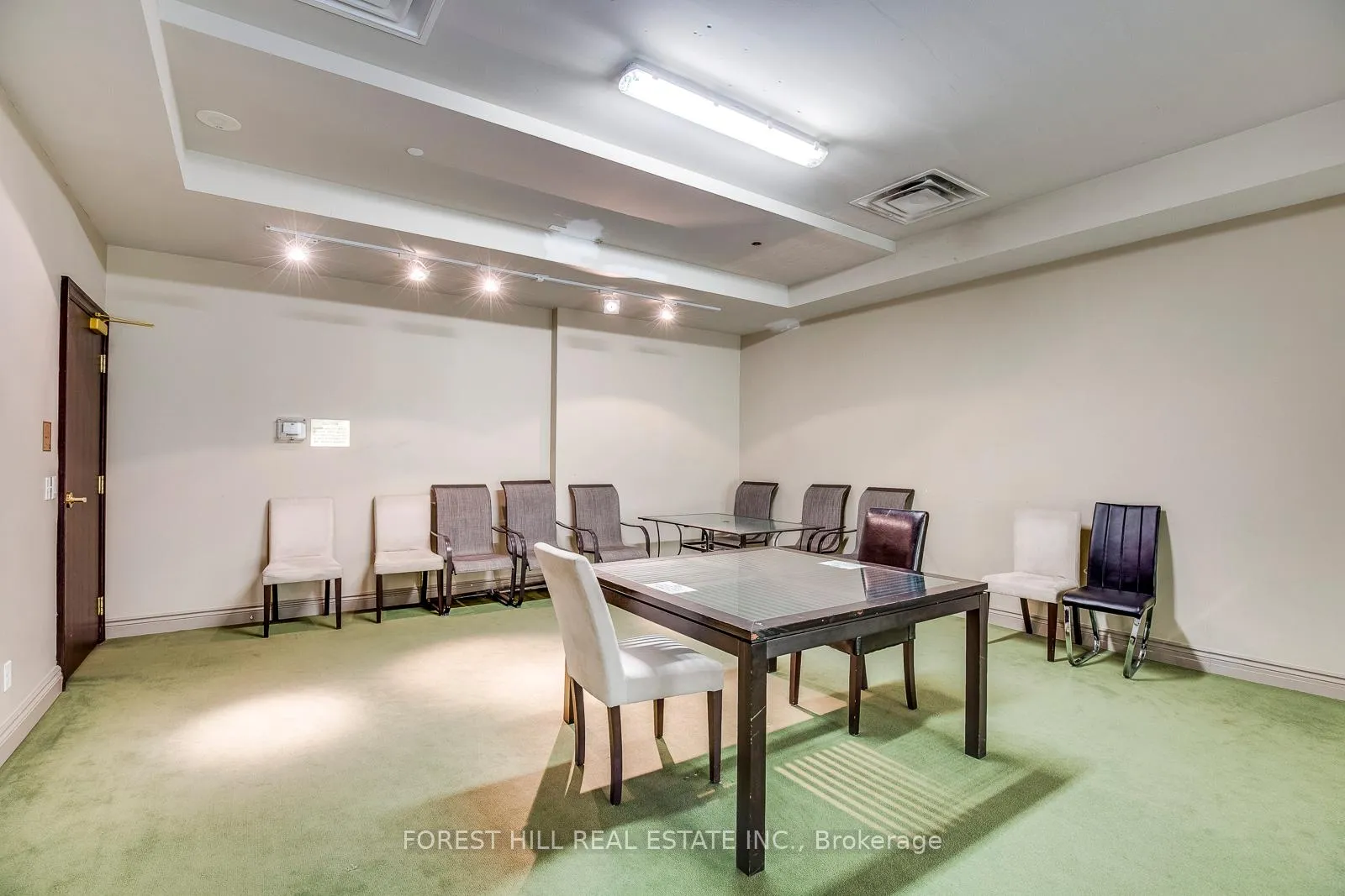 Photo 18 of Unit 515, 30 Grand Trunk Crescent, Toronto, Waterfront Communities — HOMEH