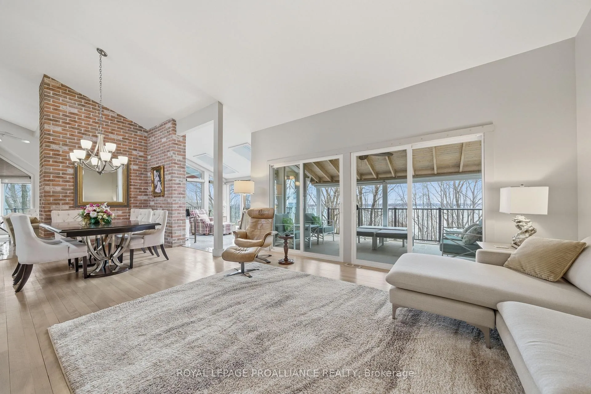 Photo 3 of 1544 County Road 14, Prince Edward County, Sophiasburg Ward — HOMEH
