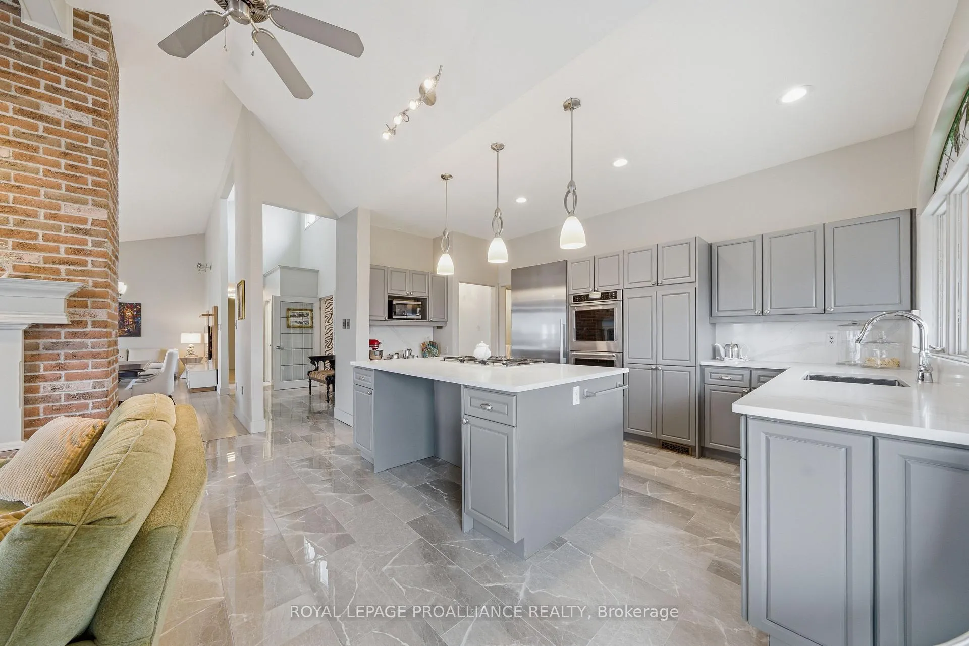 Photo 4 of 1544 County Road 14, Prince Edward County, Sophiasburg Ward — HOMEH