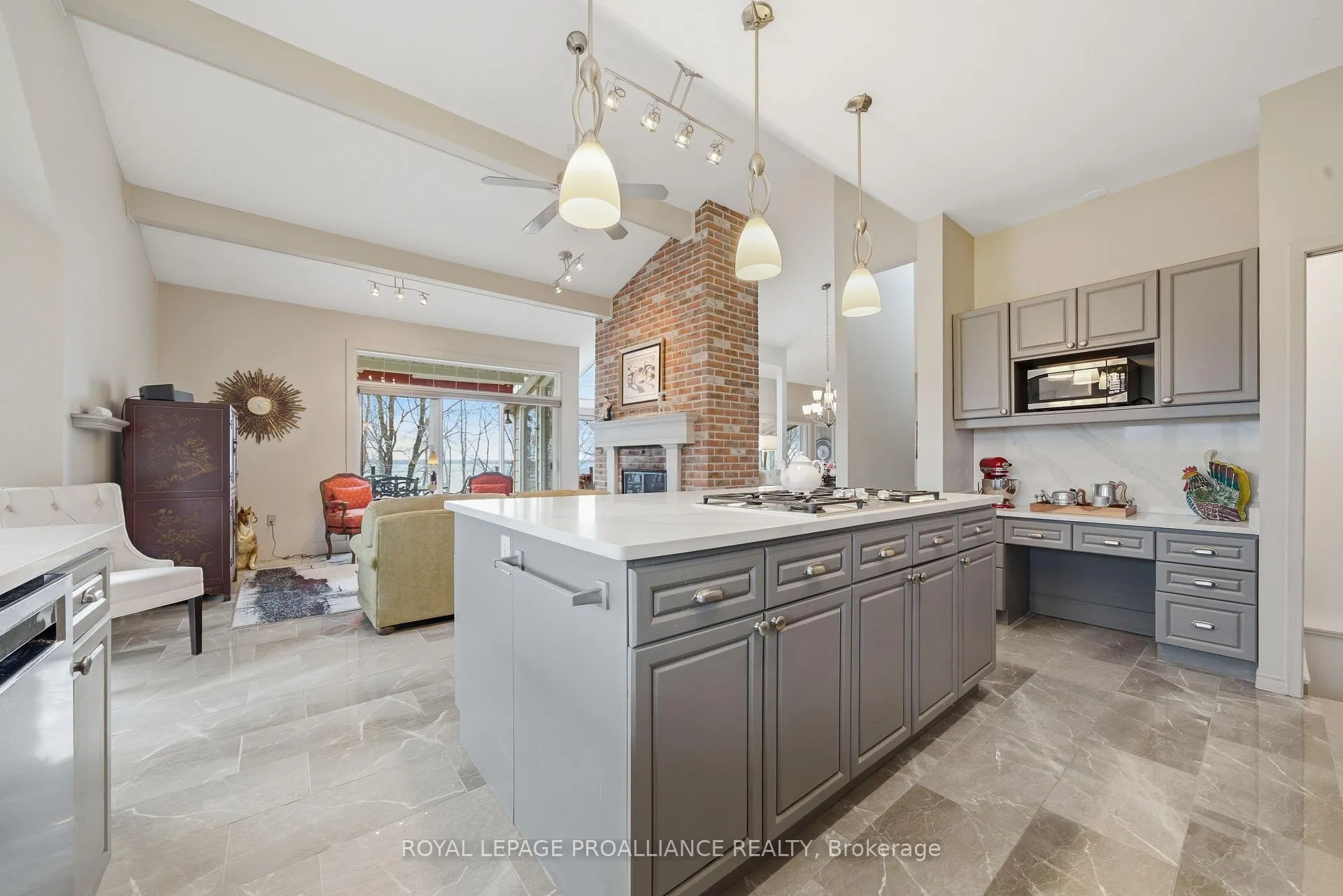 Photo 19 of 1544 County Road 14, Prince Edward County, Sophiasburg Ward — HOMEH