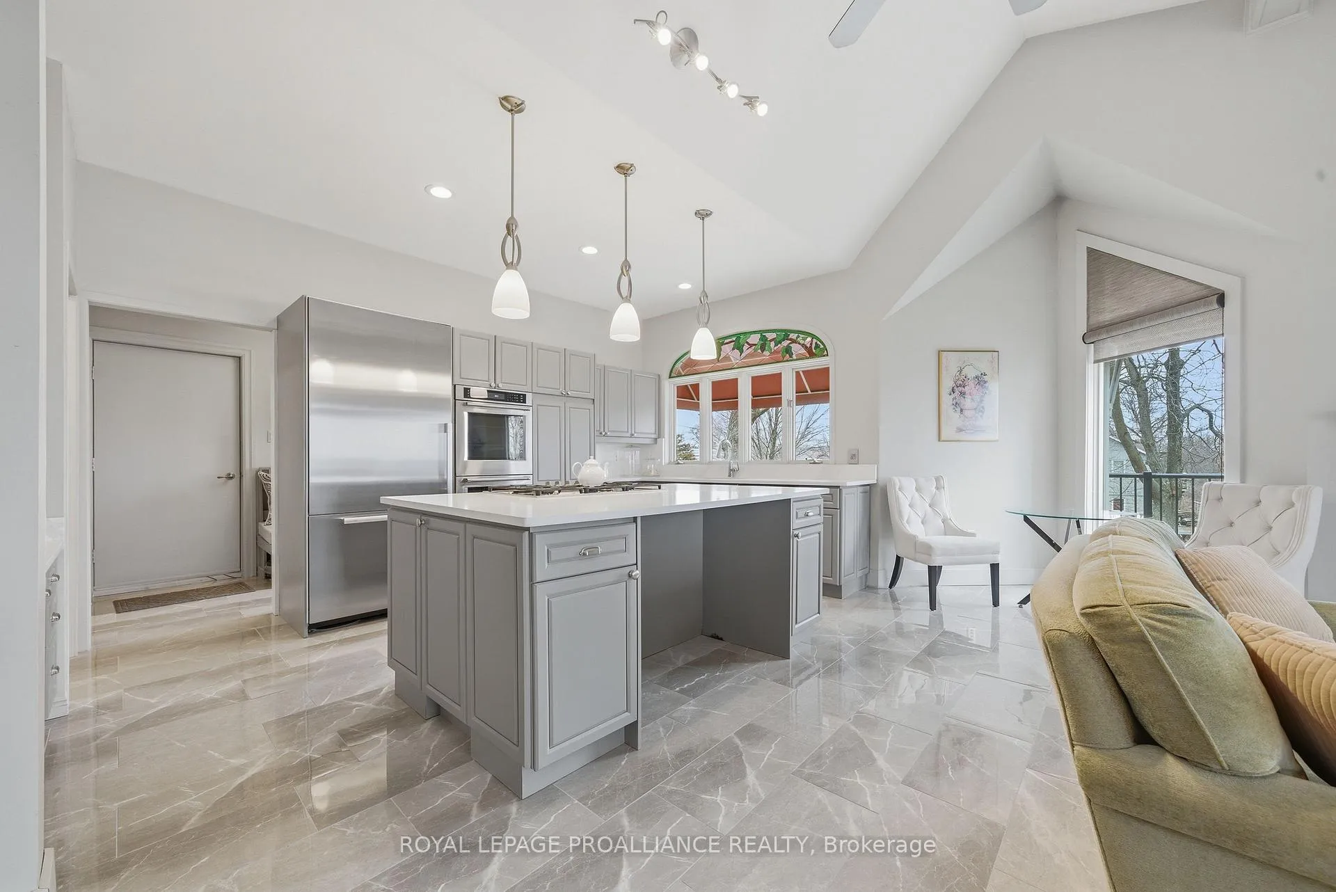 Photo 26 of 1544 County Road 14, Prince Edward County, Sophiasburg Ward — HOMEH
