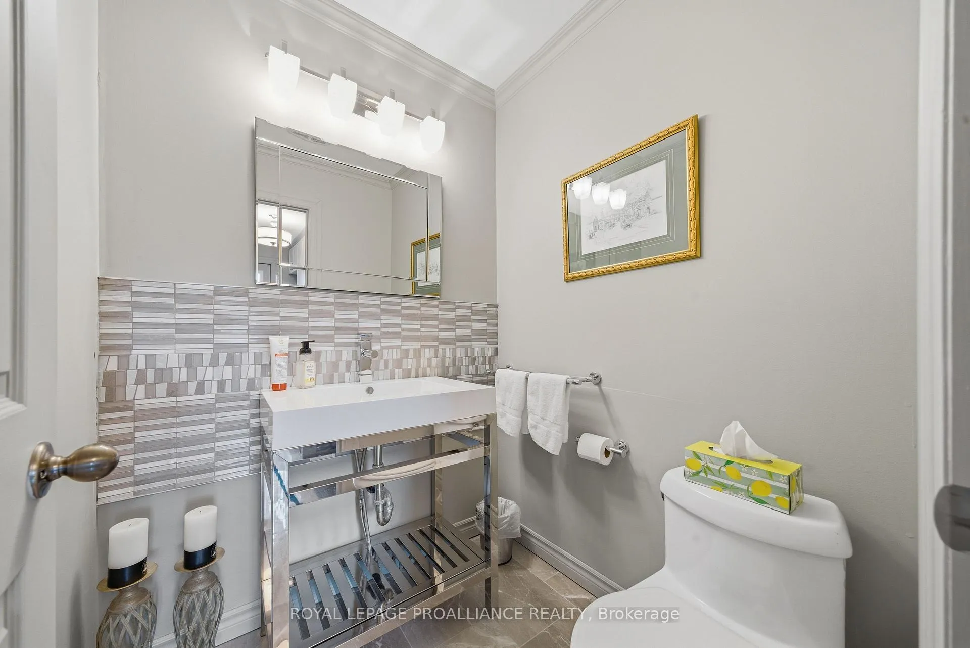 Photo 38 of 1544 County Road 14, Prince Edward County, Sophiasburg Ward — HOMEH