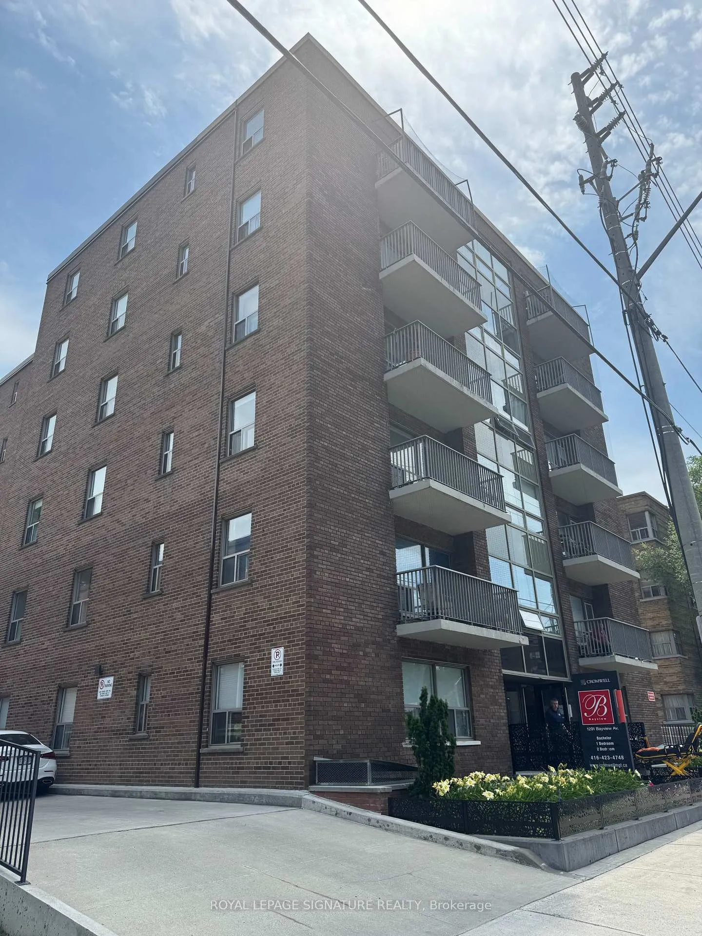 Photo 6 of Unit 309, 1291 Bayview Avenue, Toronto, Leaside — HOMEH