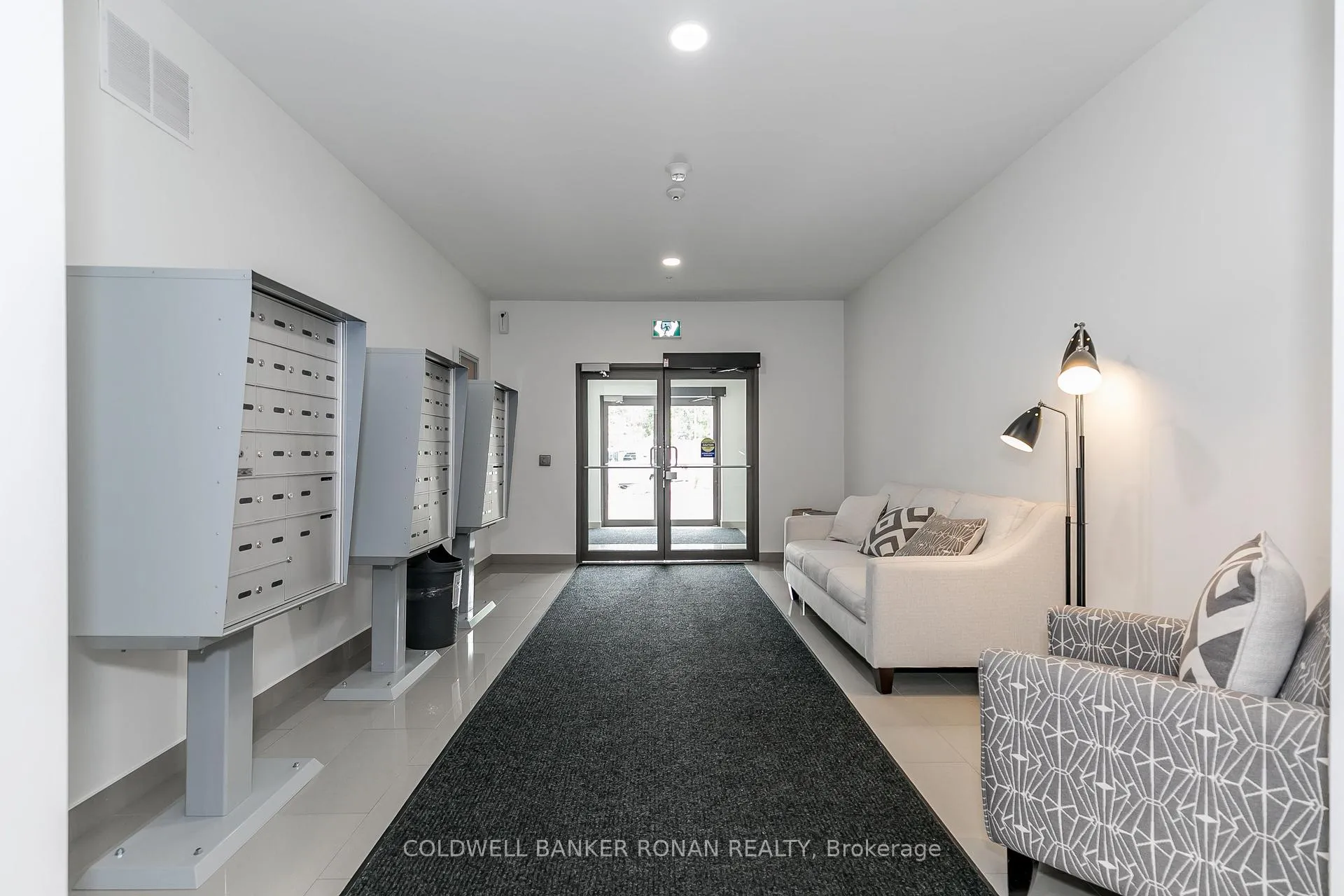 Photo 4 of Unit 407, 64 Queen Street S, New Tecumseth, Tottenham — HOMEH
