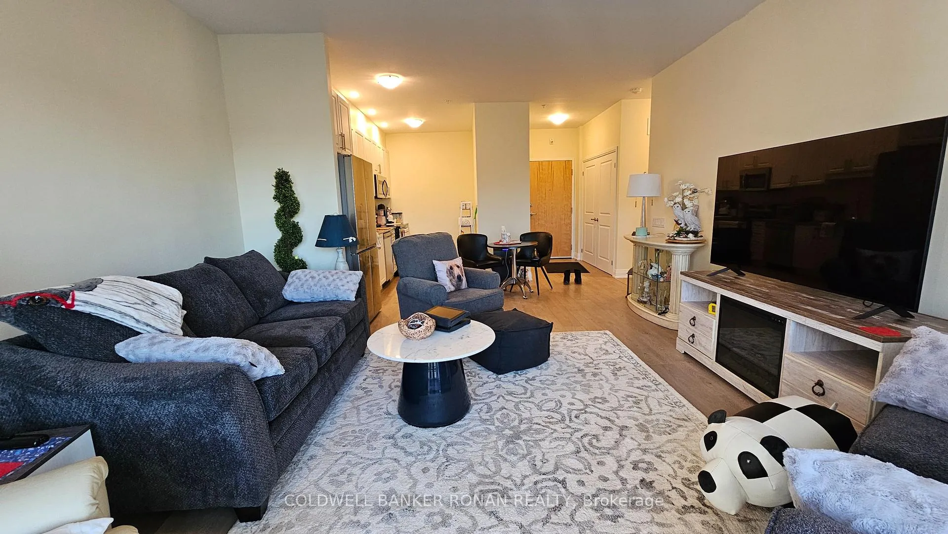 Photo 10 of Unit 407, 64 Queen Street S, New Tecumseth, Tottenham — HOMEH