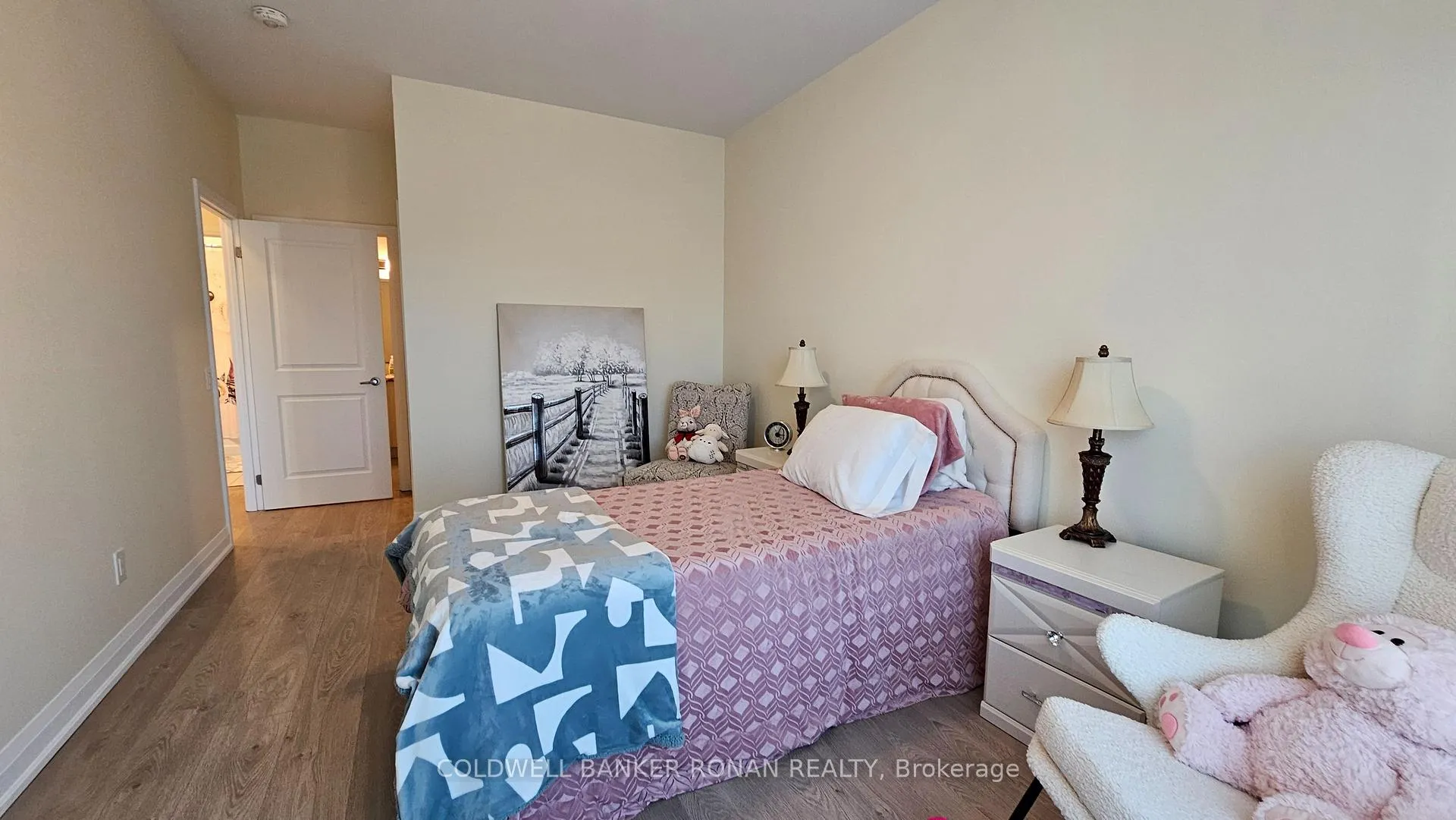 Photo 15 of Unit 407, 64 Queen Street S, New Tecumseth, Tottenham — HOMEH