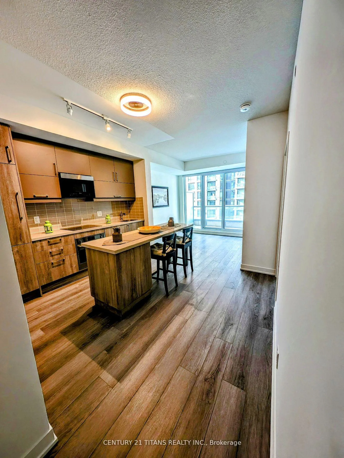 Photo 3 of Unit 723, 8119 Birchmount Road, Markham, Unionville — HOMEH