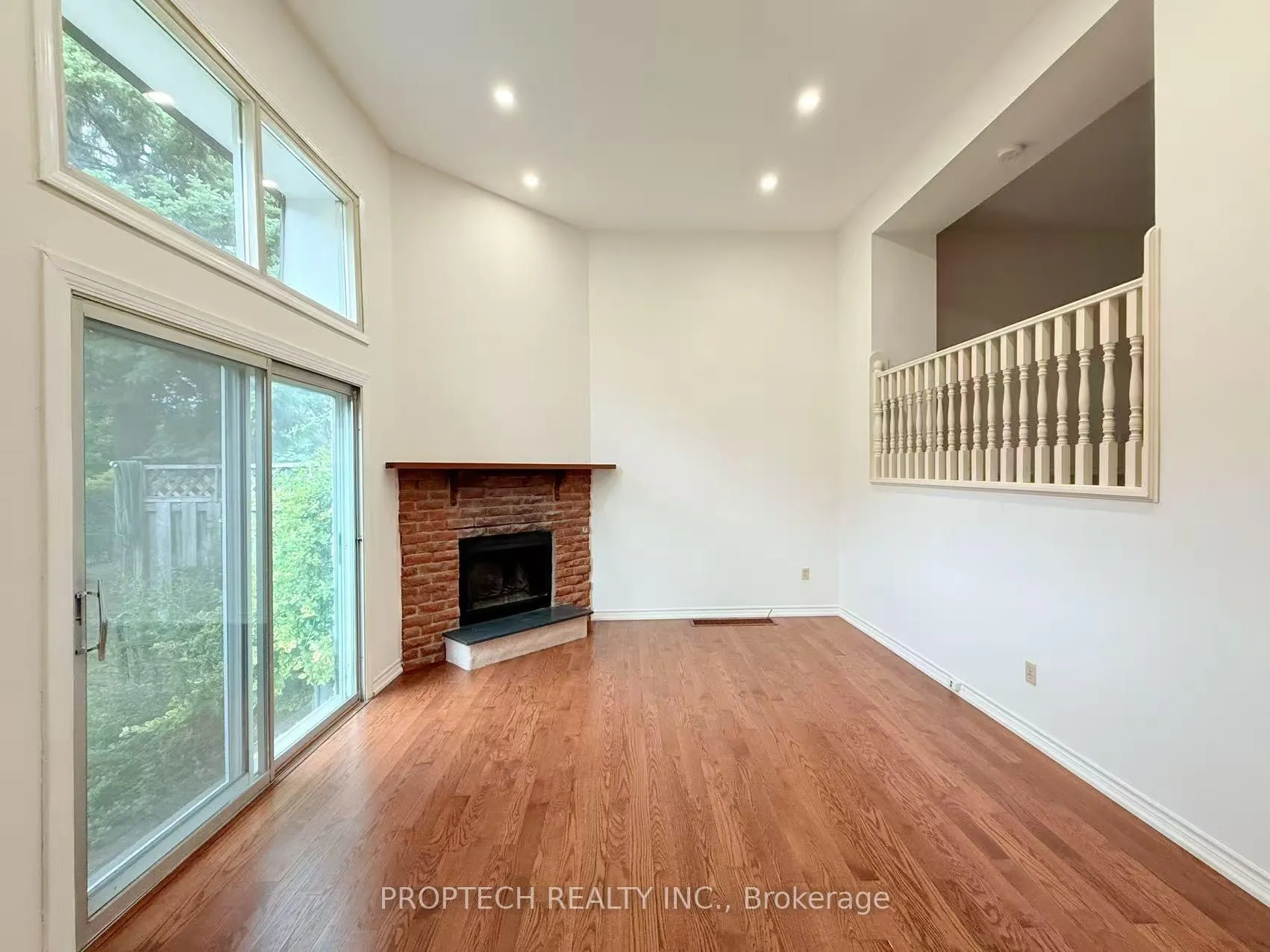 Photo 3 of Unit 51, 653 Village Parkway, Markham, Unionville — HOMEH
