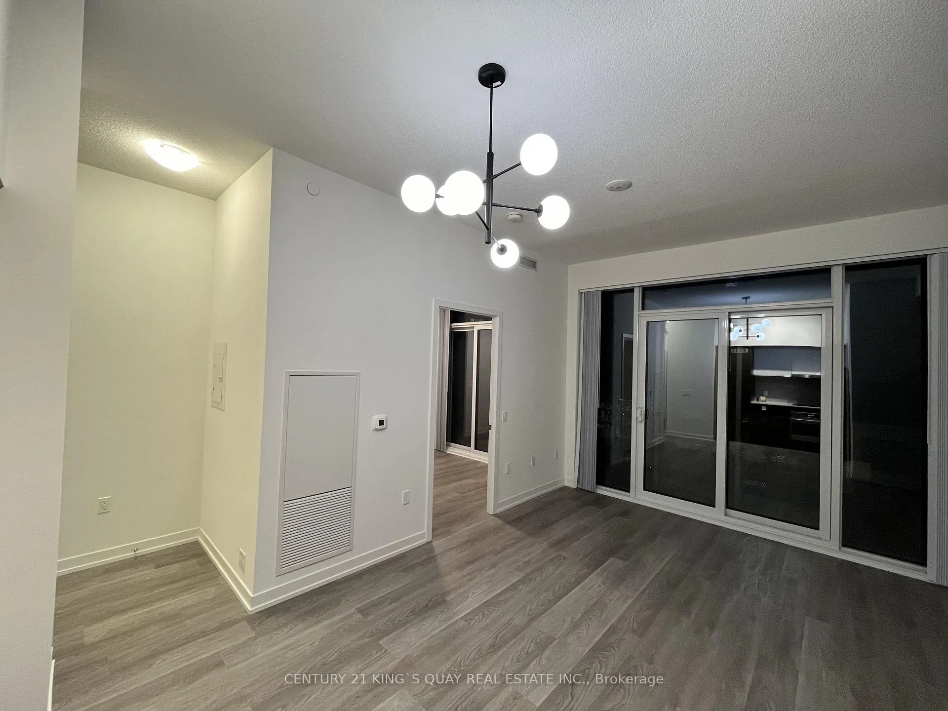 Front of Unit 4111, 55 Cooper Street