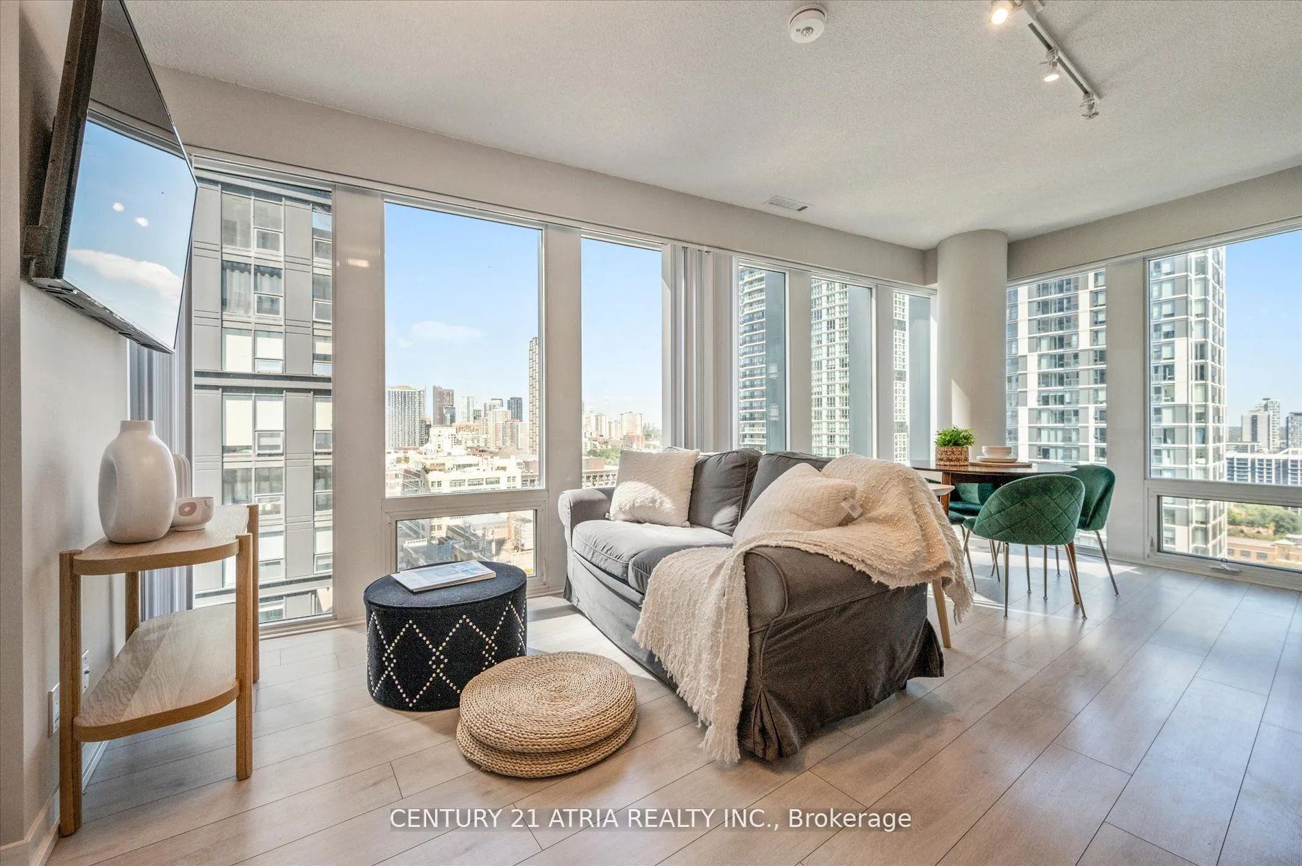 Front of Unit 2711, 60 Shuter Street