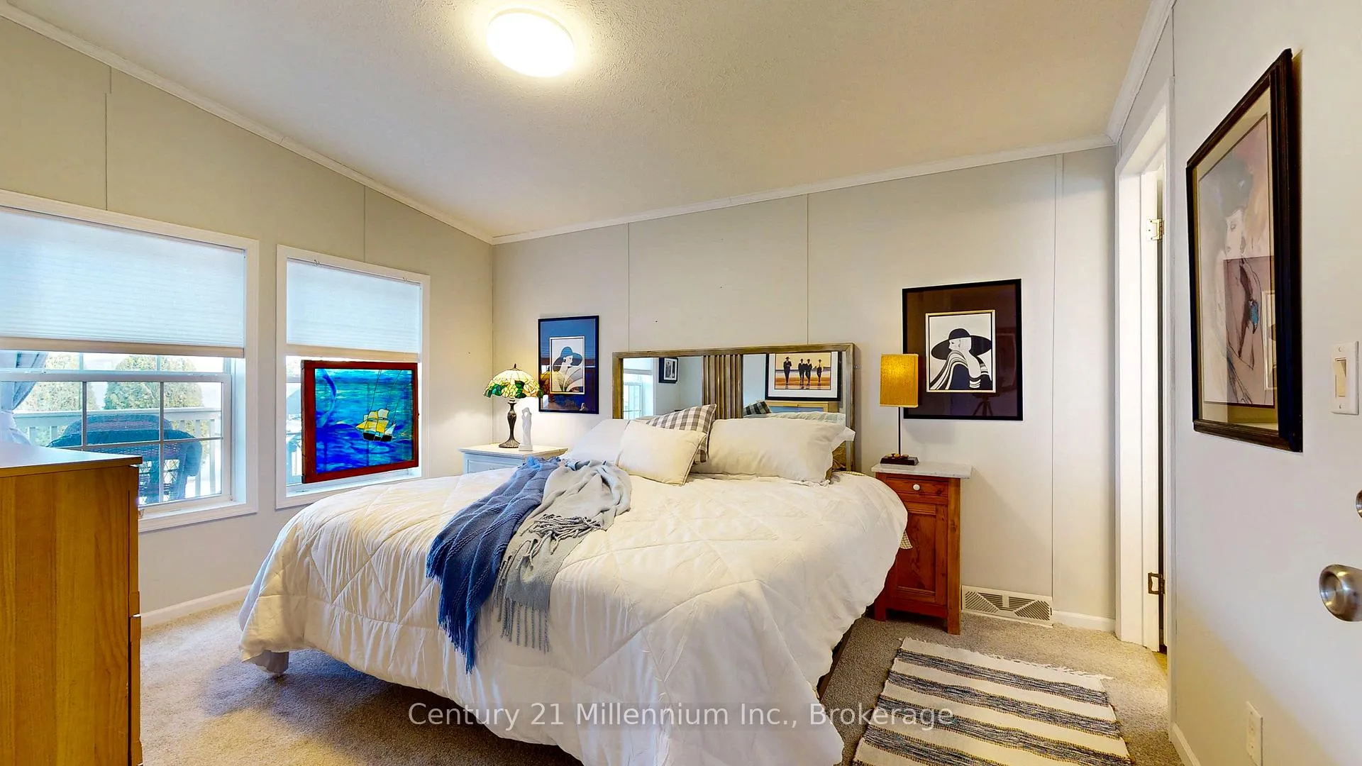 Photo 7 of 9 Illinois Crescent, Wasaga Beach — HOMEH