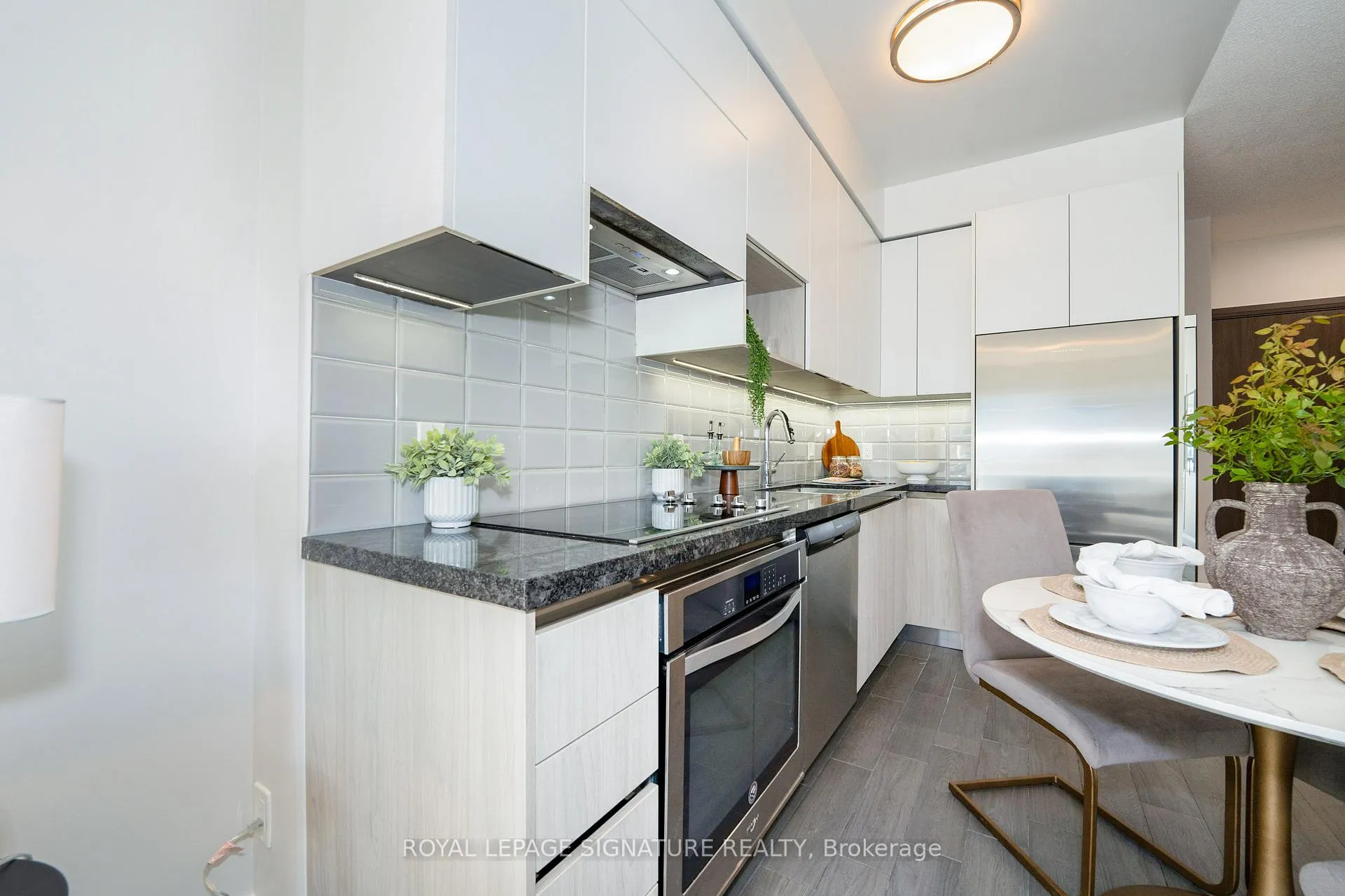 Photo 16 of Unit 1709, 15 Water Walk Drive, Markham, Unionville — HOMEH