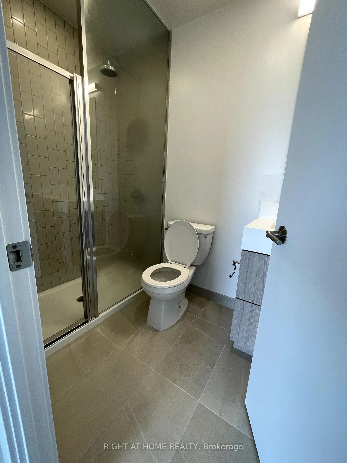 Photo 8 of Unit 2902, 130 River Street, Toronto, Regent Park — HOMEH