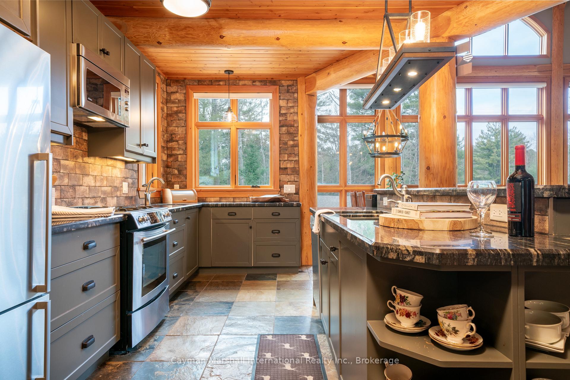 Photo 5 of 1026 Fire Route 13, Gravenhurst, Ryde — HOMEH