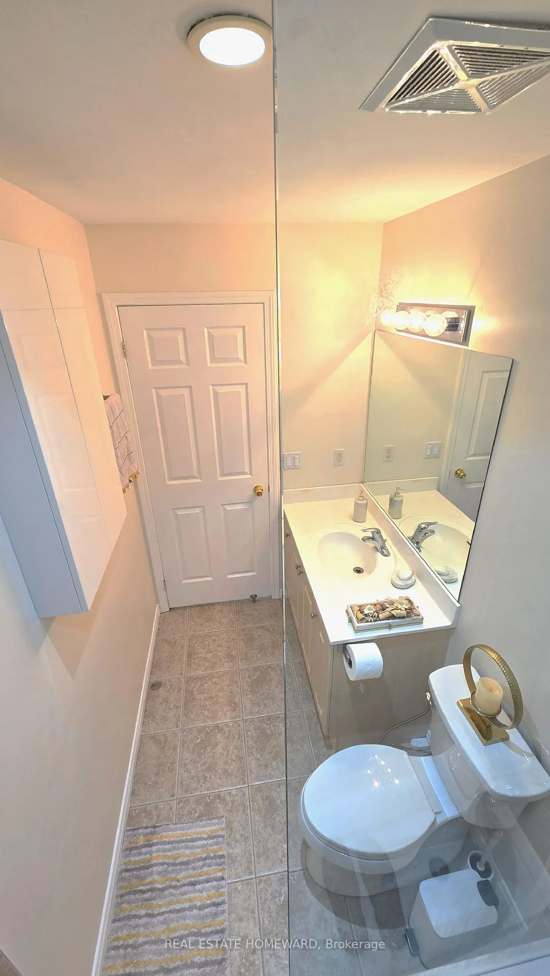Photo 17 of Unit 314, 2 Maison Parc Court, Vaughan, Lakeview Estates — HOMEH