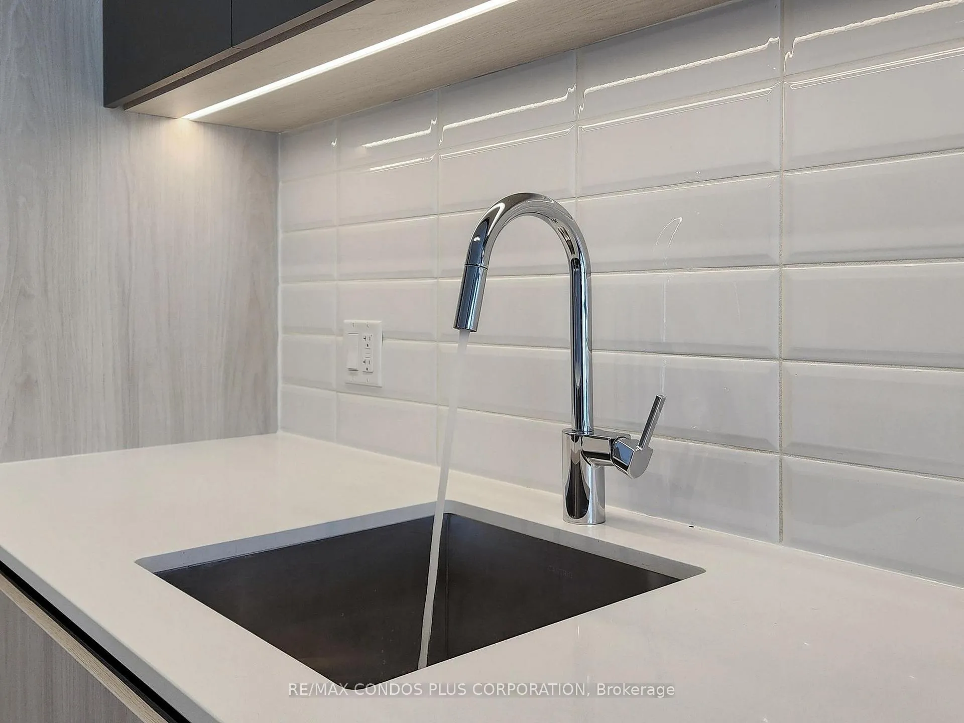 Photo 12 of Unit 522, 150 Logan Avenue, Toronto, South Riverdale — HOMEH