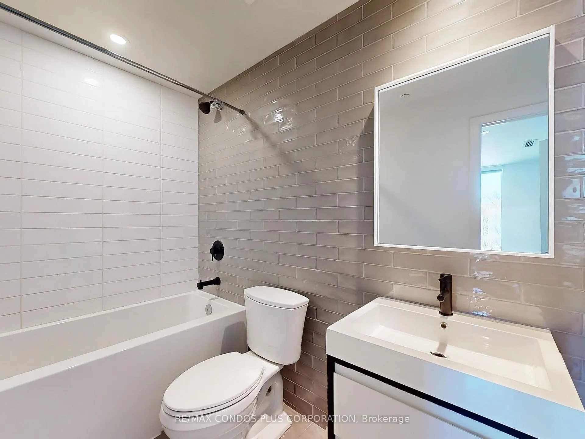 Photo 26 of Unit 522, 150 Logan Avenue, Toronto, South Riverdale — HOMEH