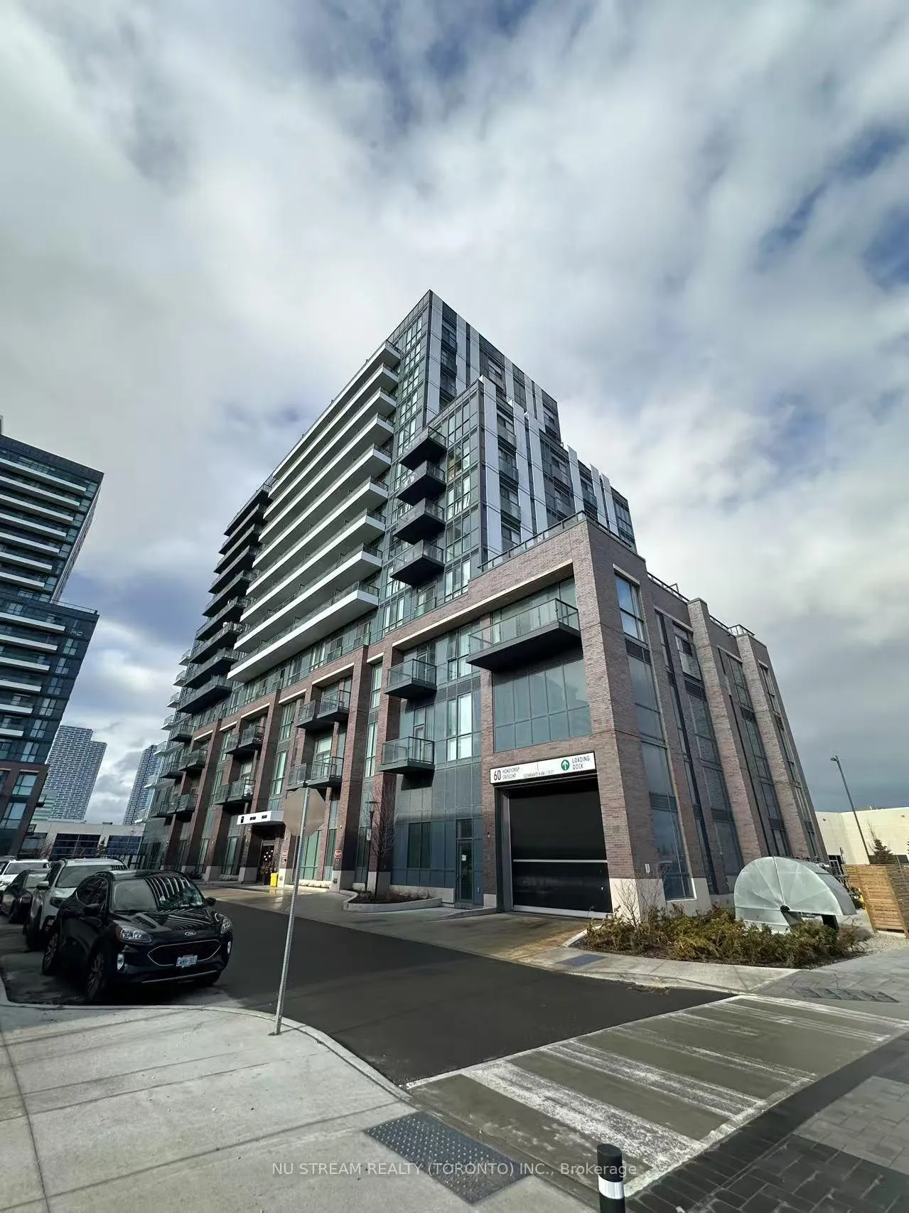 Front of Unit 920, 60 Honeycrisp Crescent