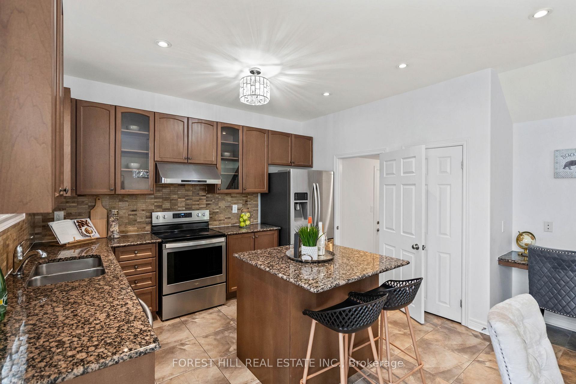 Photo 9 of 39 Harper Hill Drive, Ajax, Northeast Ajax — HOMEH