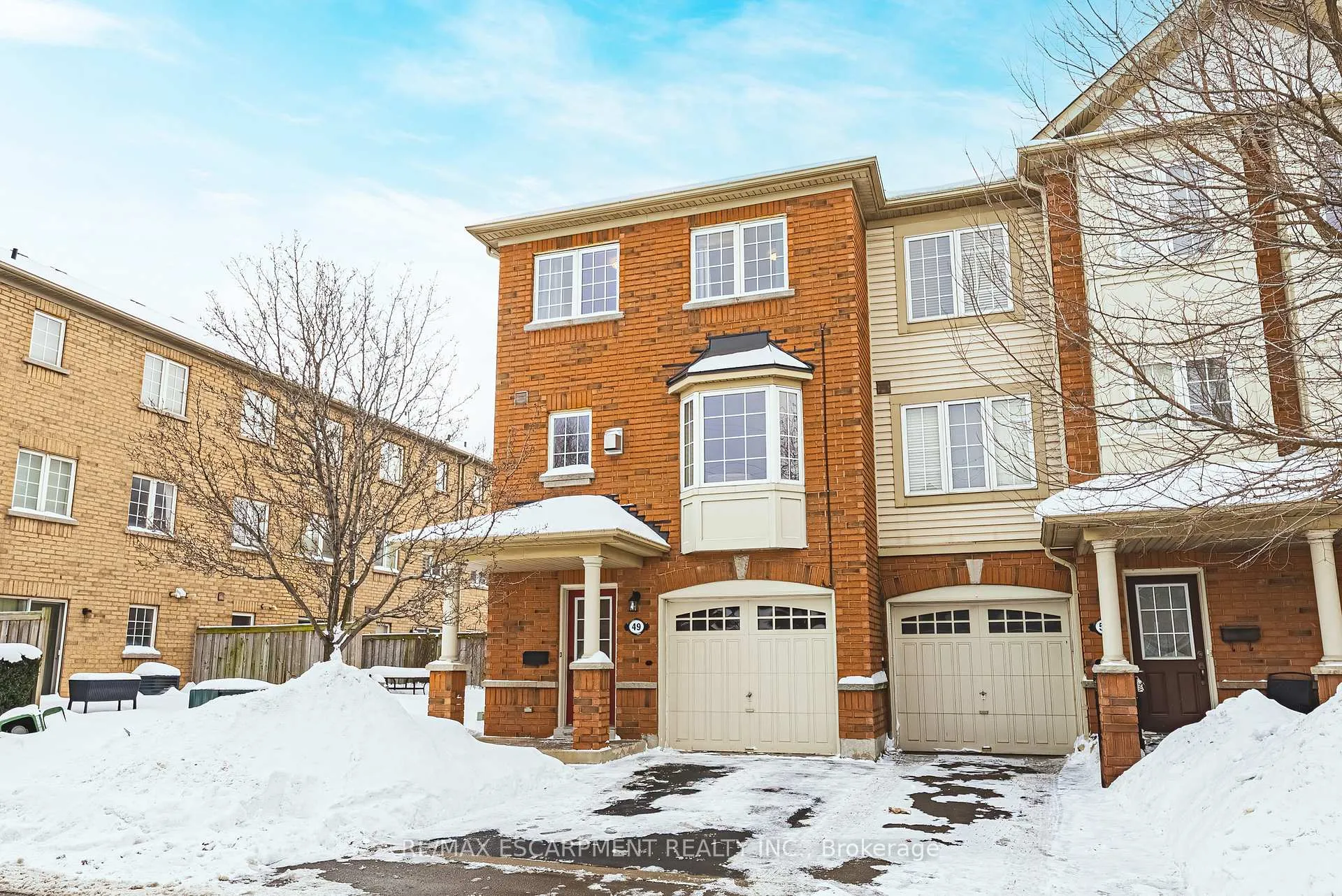 Photo 1 of Unit 49, 470 Beach Boulevard, Hamilton, Hamilton Beach — HOMEH