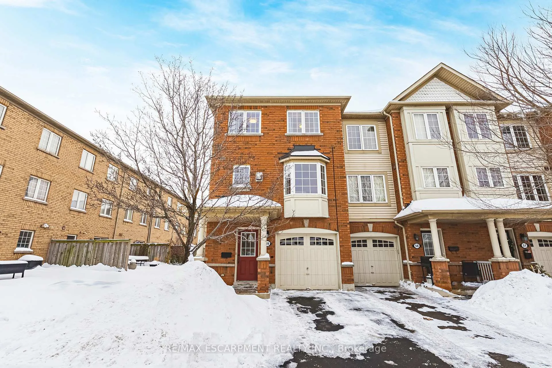 Photo 3 of Unit 49, 470 Beach Boulevard, Hamilton, Hamilton Beach — HOMEH