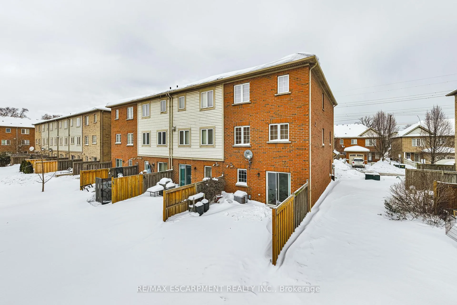 Photo 39 of Unit 49, 470 Beach Boulevard, Hamilton, Hamilton Beach — HOMEH