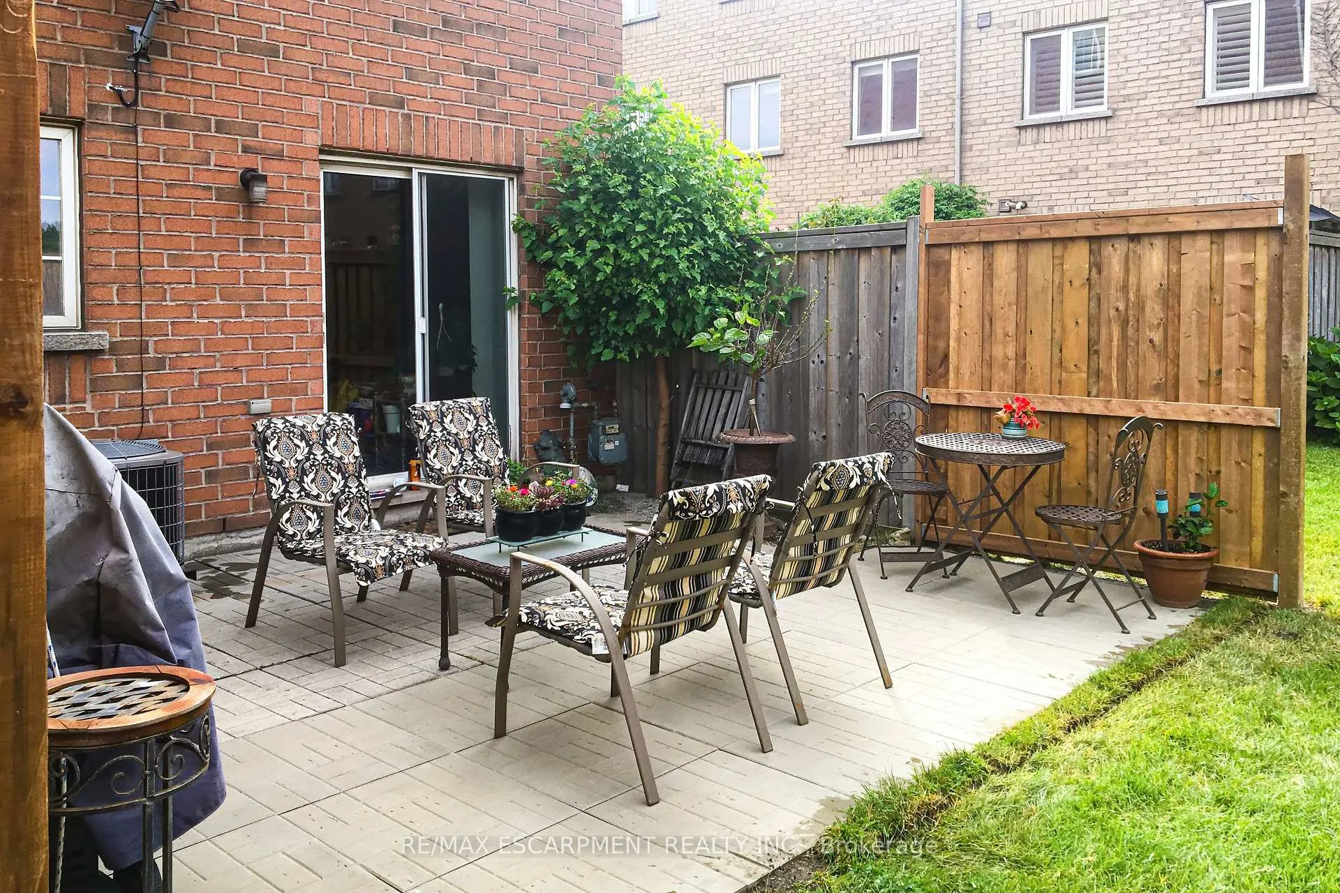 Photo 49 of Unit 49, 470 Beach Boulevard, Hamilton, Hamilton Beach — HOMEH