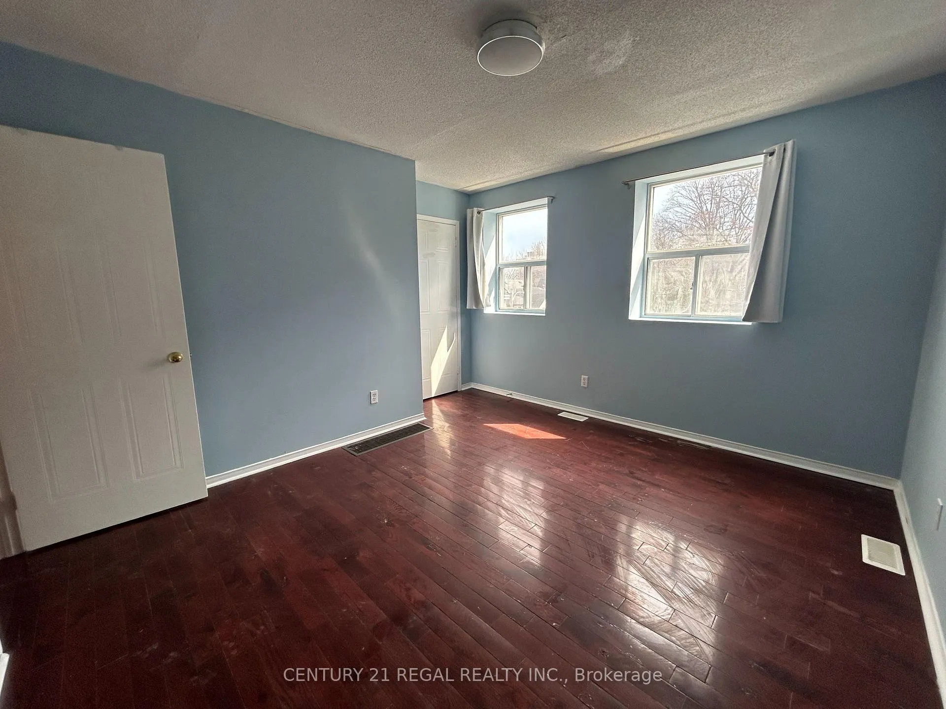Photo 12 of Unit #2, 1289 Queen Street W, Toronto, South Parkdale — HOMEH