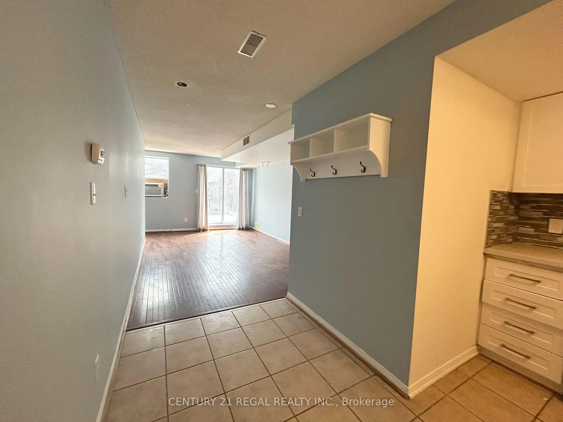 Photo 14 of Unit #2, 1289 Queen Street W, Toronto, South Parkdale — HOMEH