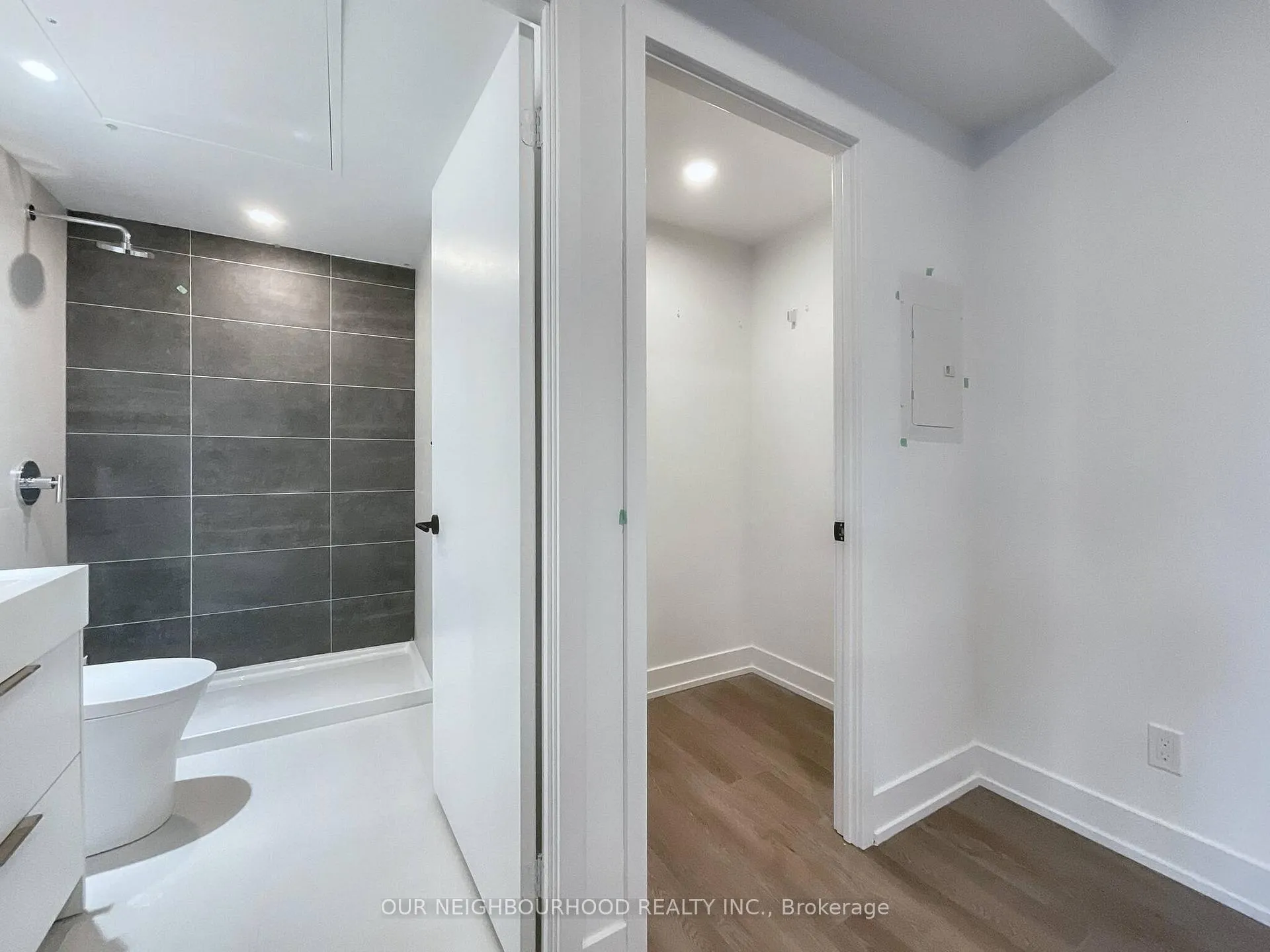 Photo 13 of Unit 412, 308 Jarvis Street, Toronto, Church-Yonge Corridor — HOMEH
