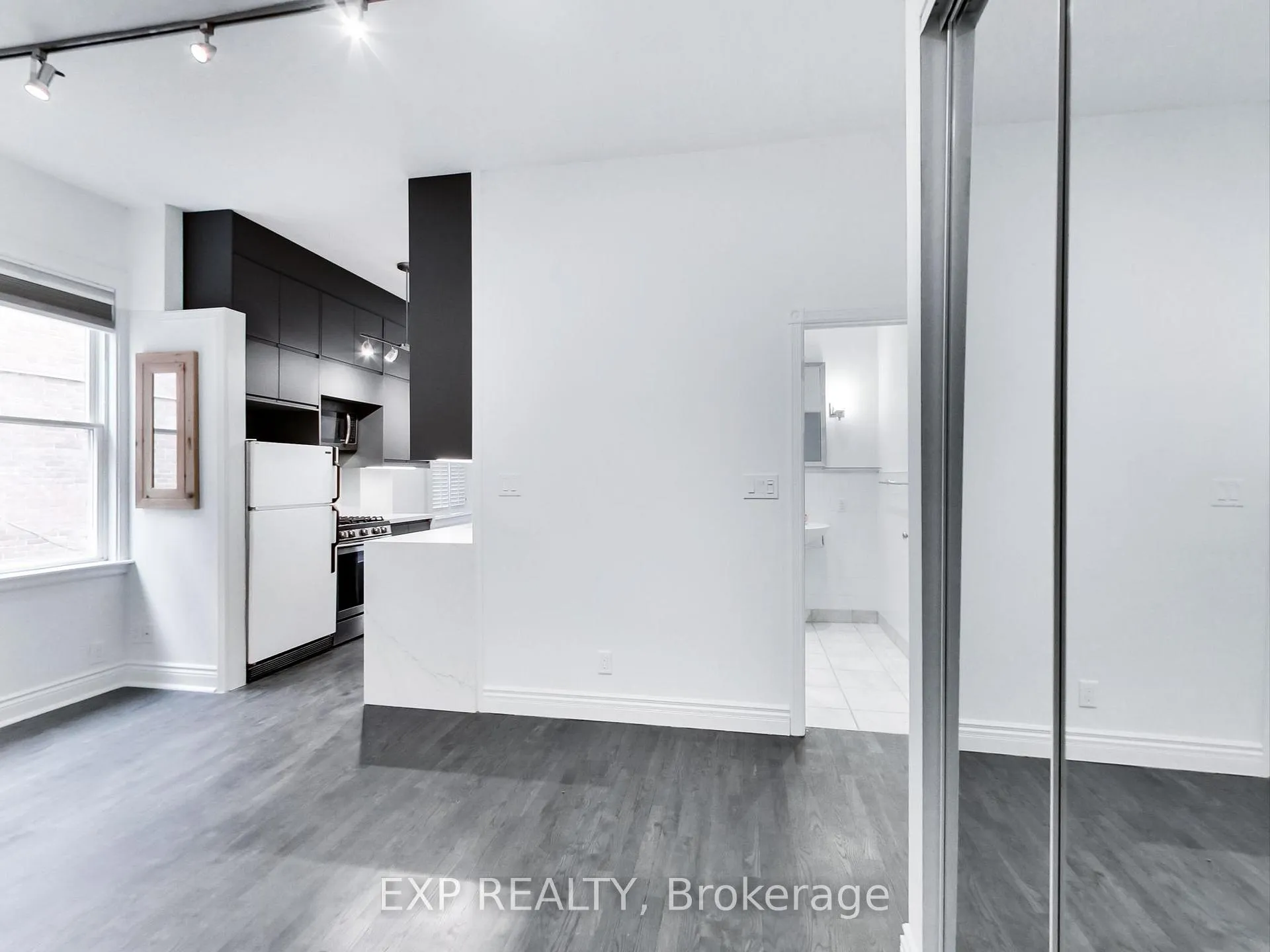 Photo 8 of Unit Unit #1, 38 River Street, Toronto, Regent Park — HOMEH