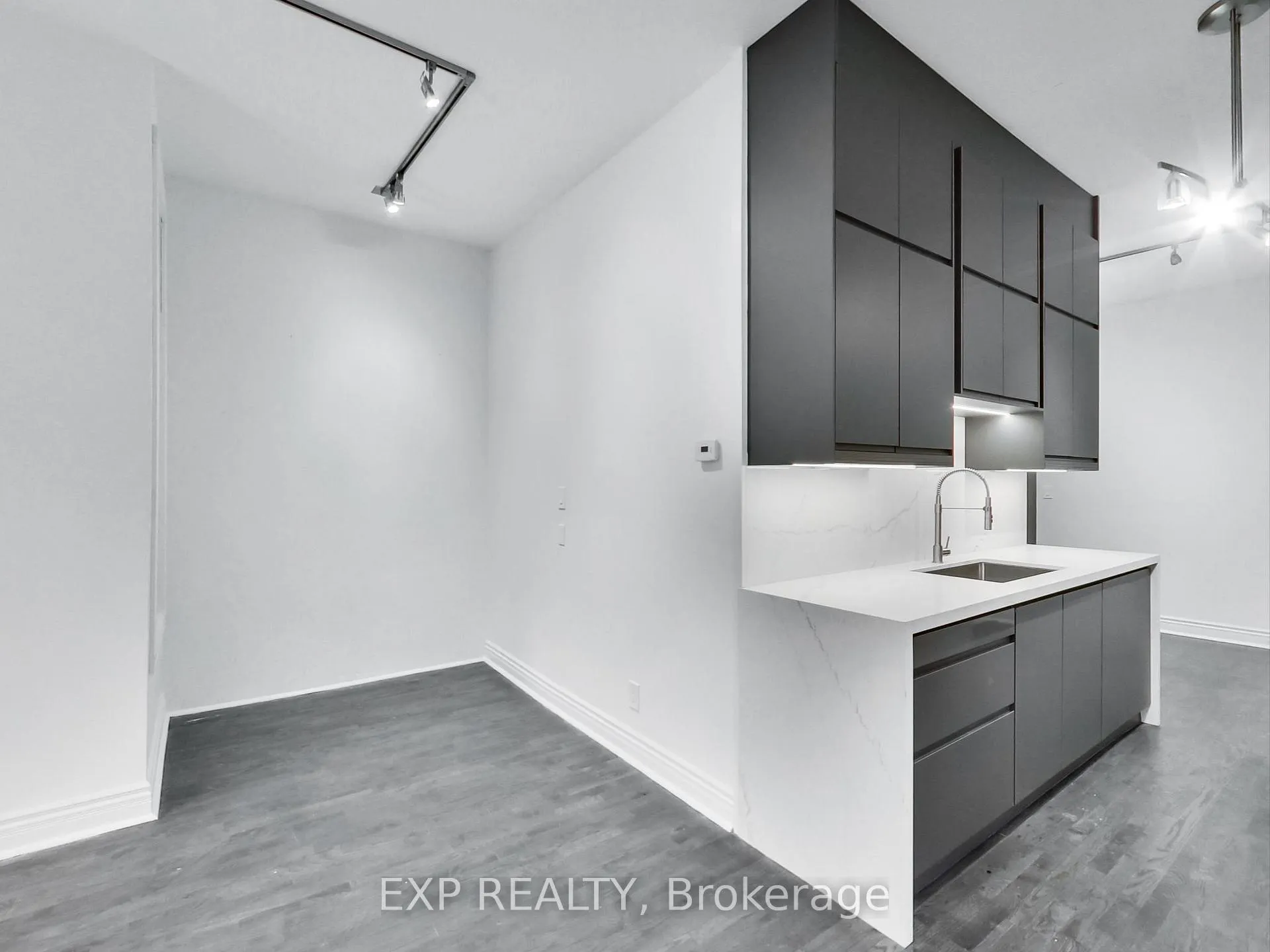 Photo 16 of Unit Unit #1, 38 River Street, Toronto, Regent Park — HOMEH