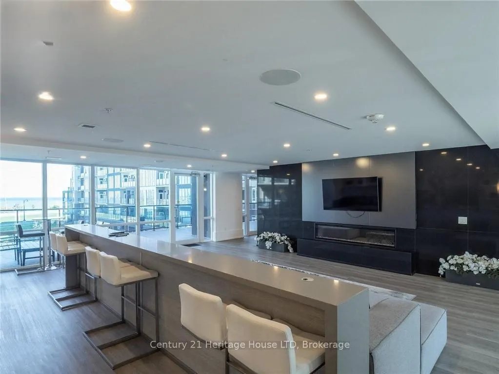 Photo 15 of Unit 401, 16 Concord Place, Grimsby, Grimsby Beach — HOMEH
