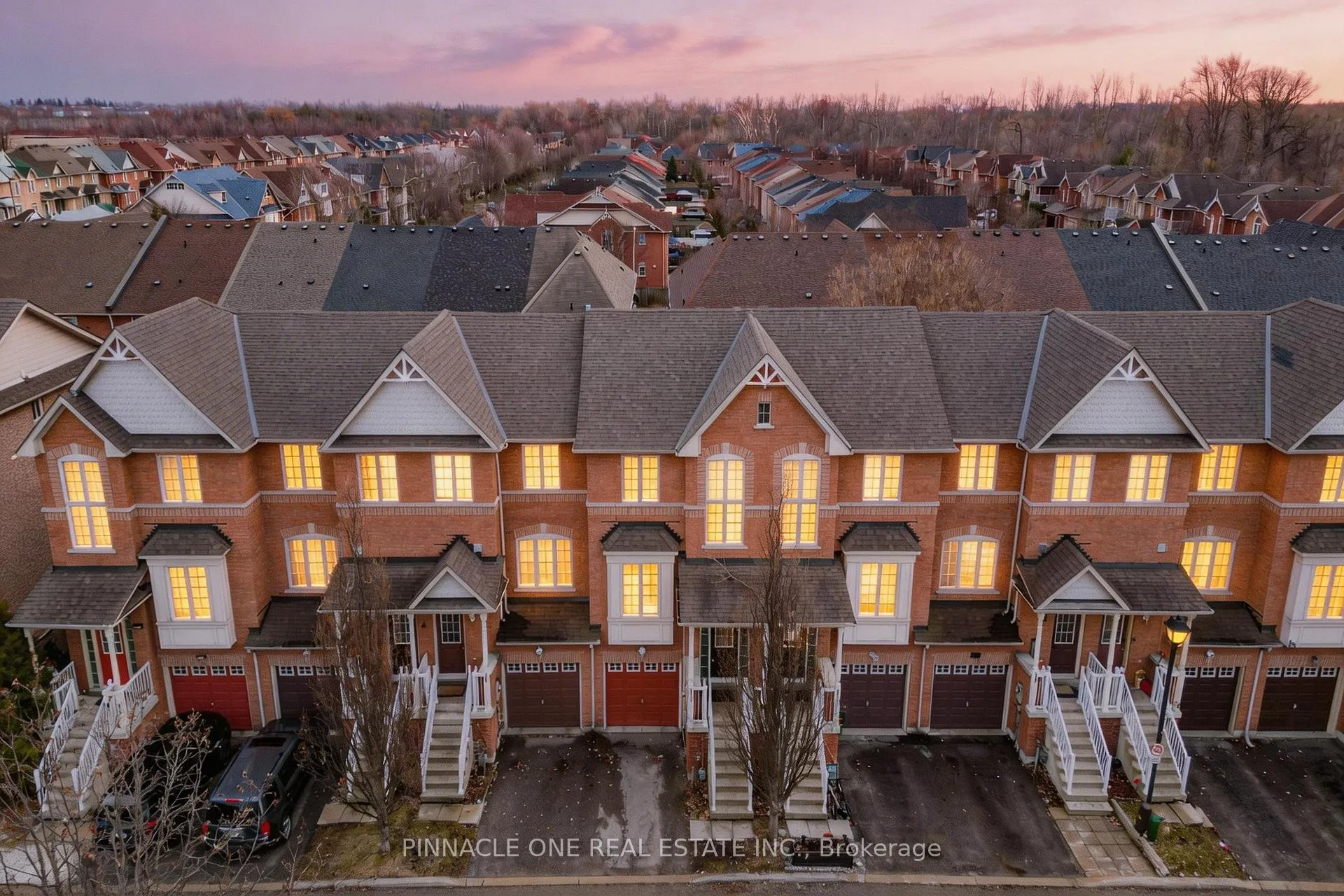 Photo 2 of 80 Wilkie Lane, Ajax, South East — HOMEH