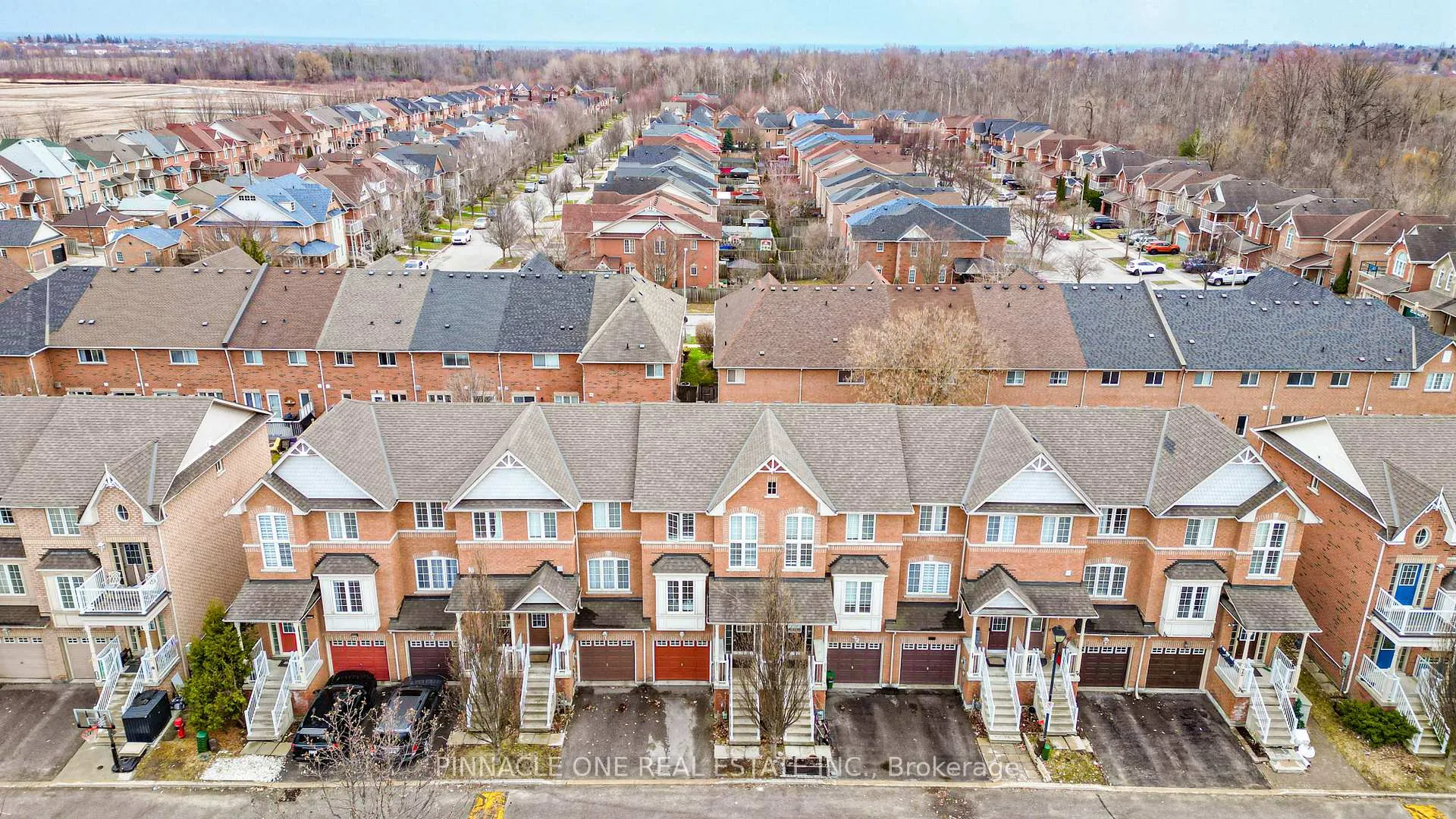 Photo 8 of 80 Wilkie Lane, Ajax, South East — HOMEH