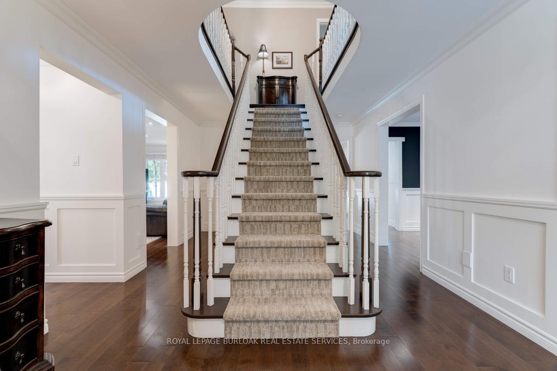 Photo 3 of 537 Harmony Avenue, Burlington, Roseland — HOMEH