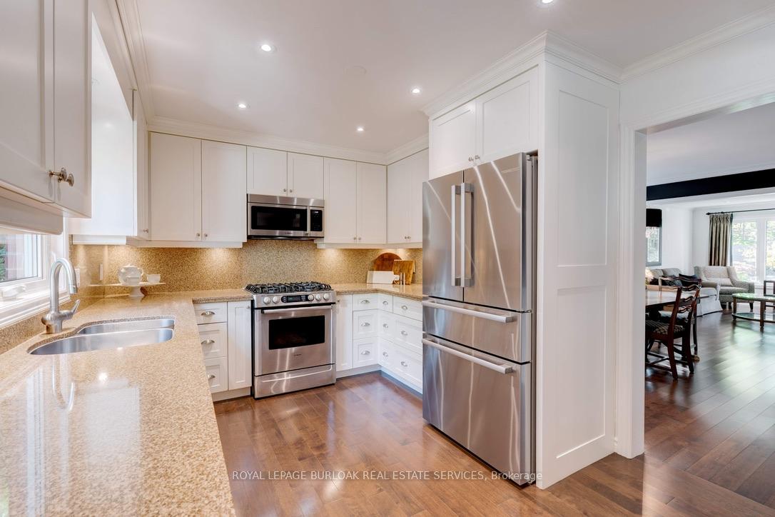 Photo 8 of 537 Harmony Avenue, Burlington, Roseland — HOMEH