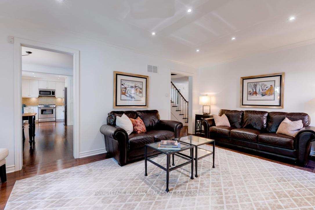 Photo 14 of 537 Harmony Avenue, Burlington, Roseland — HOMEH