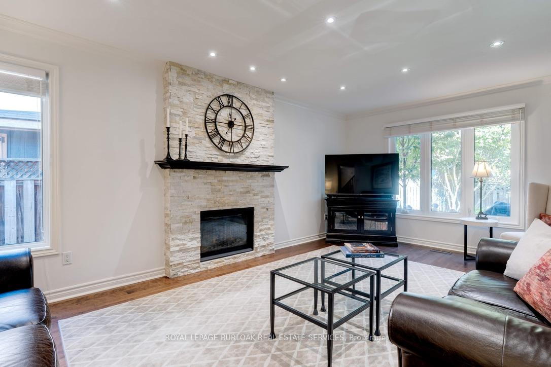 Photo 15 of 537 Harmony Avenue, Burlington, Roseland — HOMEH