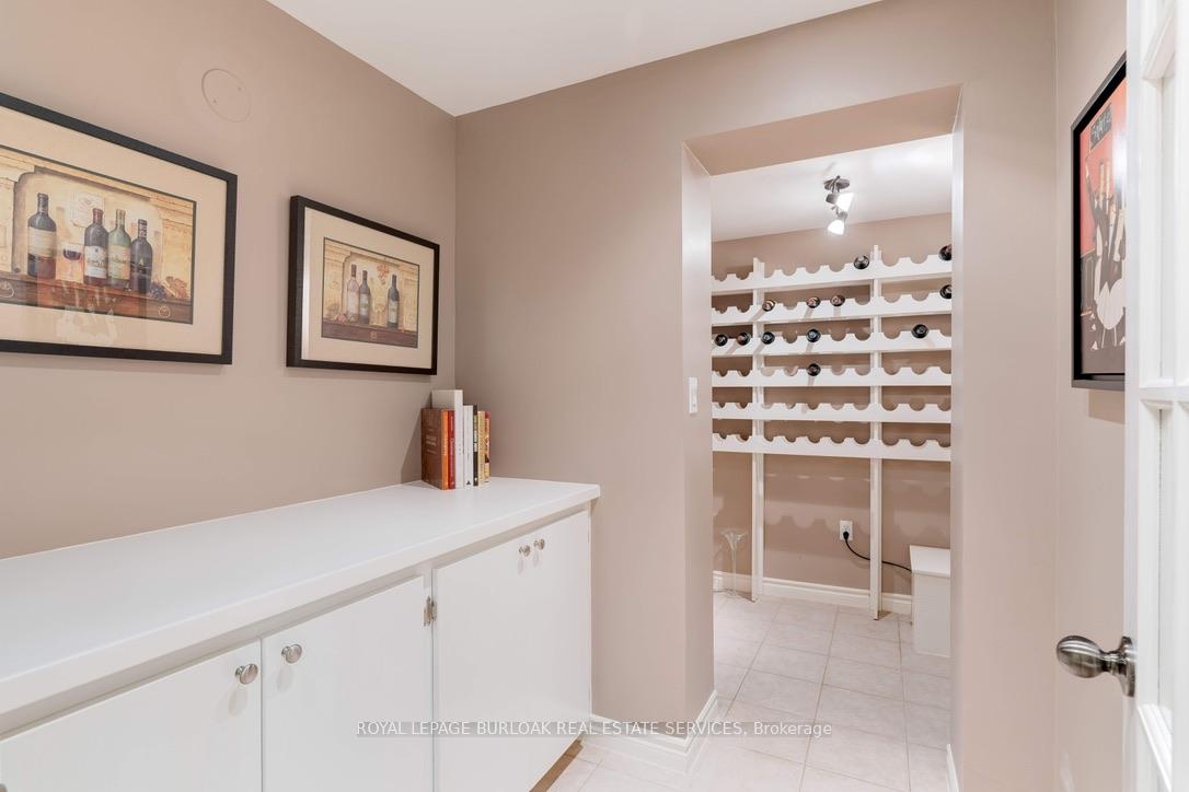 Photo 33 of 537 Harmony Avenue, Burlington, Roseland — HOMEH