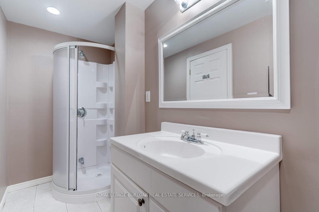 Photo 35 of 537 Harmony Avenue, Burlington, Roseland — HOMEH