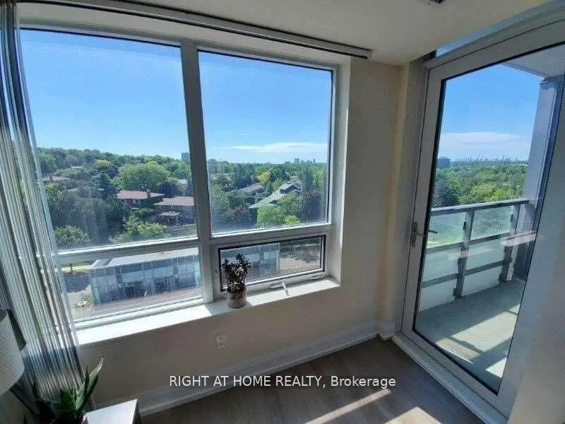 Photo 6 of Unit 710, 18 Graydon Hall Drive, North York, Parkwoods-Donalda — HOMEH