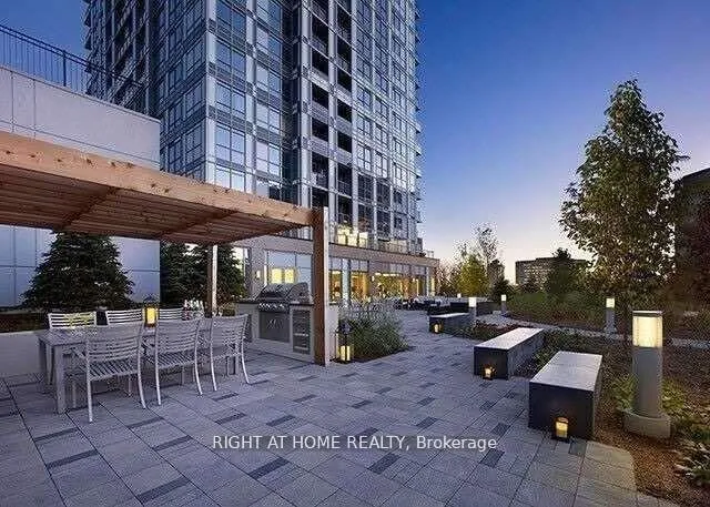Photo 7 of Unit 710, 18 Graydon Hall Drive, North York, Parkwoods-Donalda — HOMEH