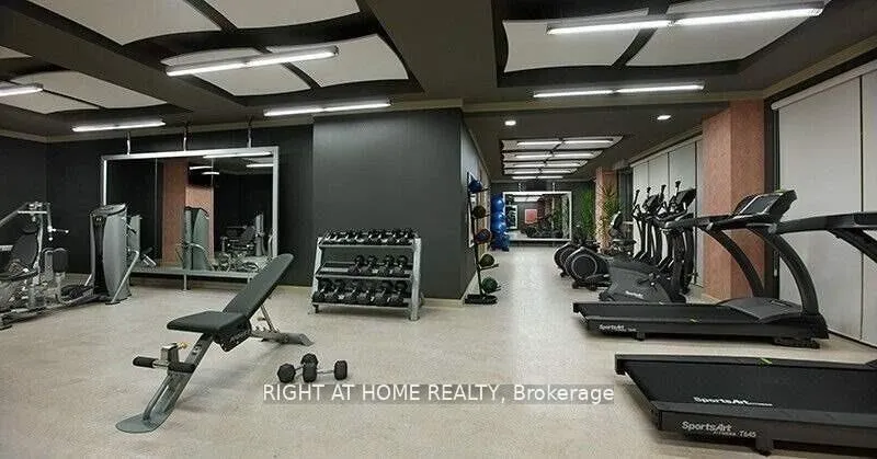 Photo 8 of Unit 710, 18 Graydon Hall Drive, North York, Parkwoods-Donalda — HOMEH