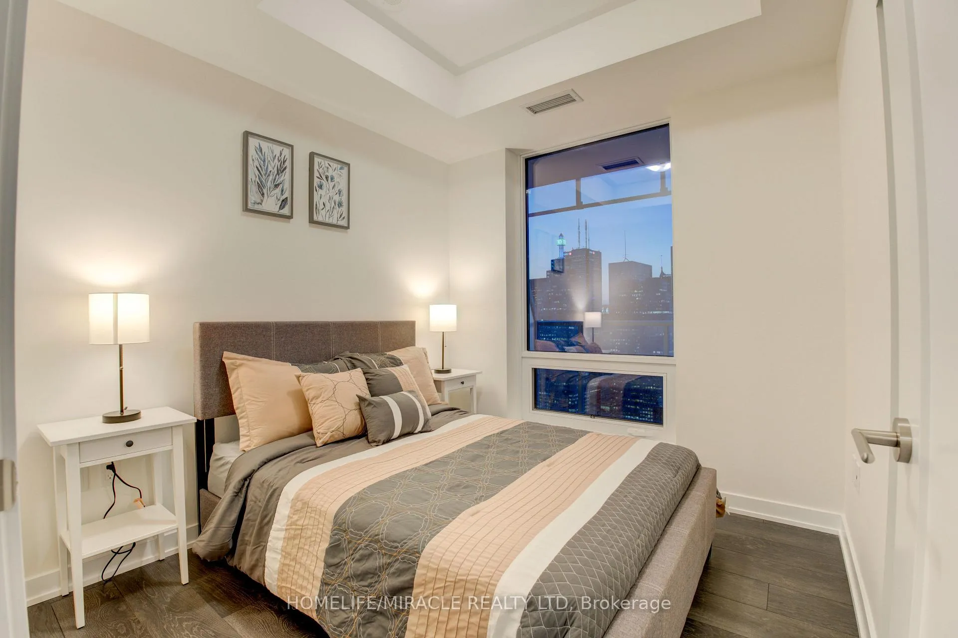 Photo 6 of Unit 5307, 28 Freeland Street, Toronto, Waterfront Communities — HOMEH