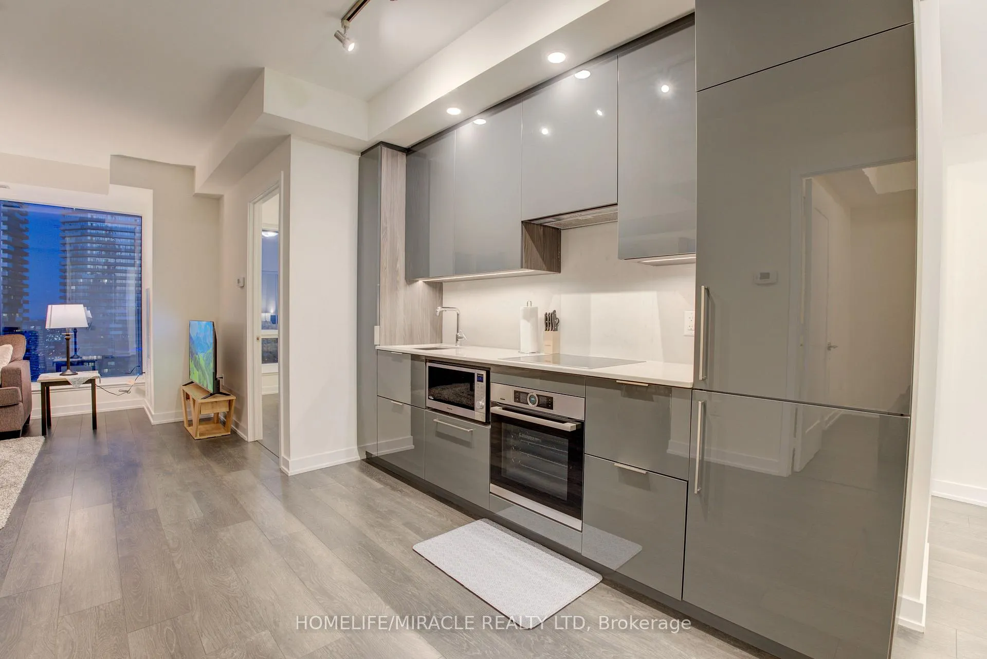Photo 10 of Unit 5307, 28 Freeland Street, Toronto, Waterfront Communities — HOMEH